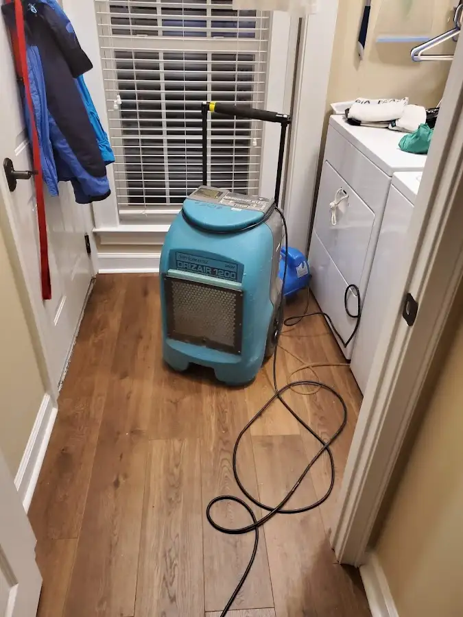 Commercial dehumidifier deployed for Crawl Space Restoration in Pleasant Grove